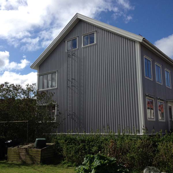 Fasadmålning av hus