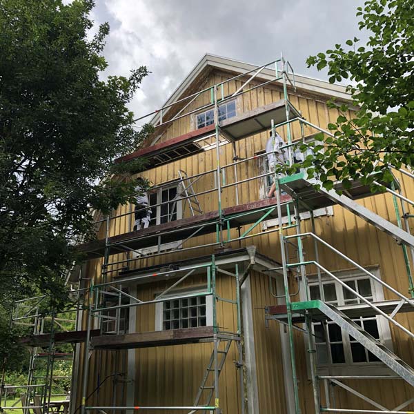 Utvändigt måleri i Olofstorp