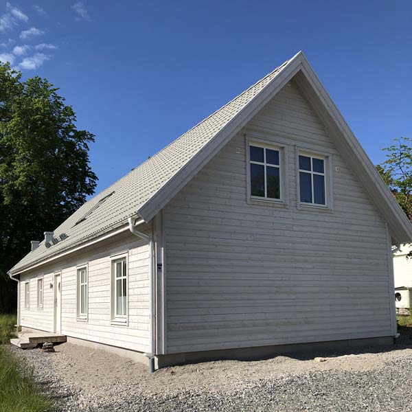 Hus målat i Stora Höga