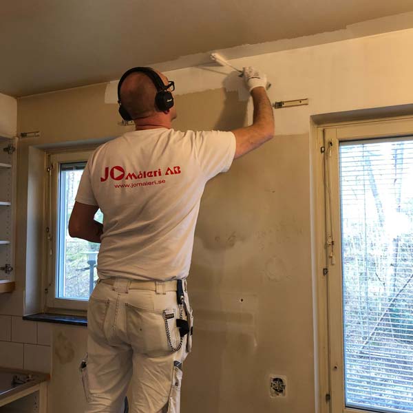 Isolering efter storrökare, lägenhet i Kortedala